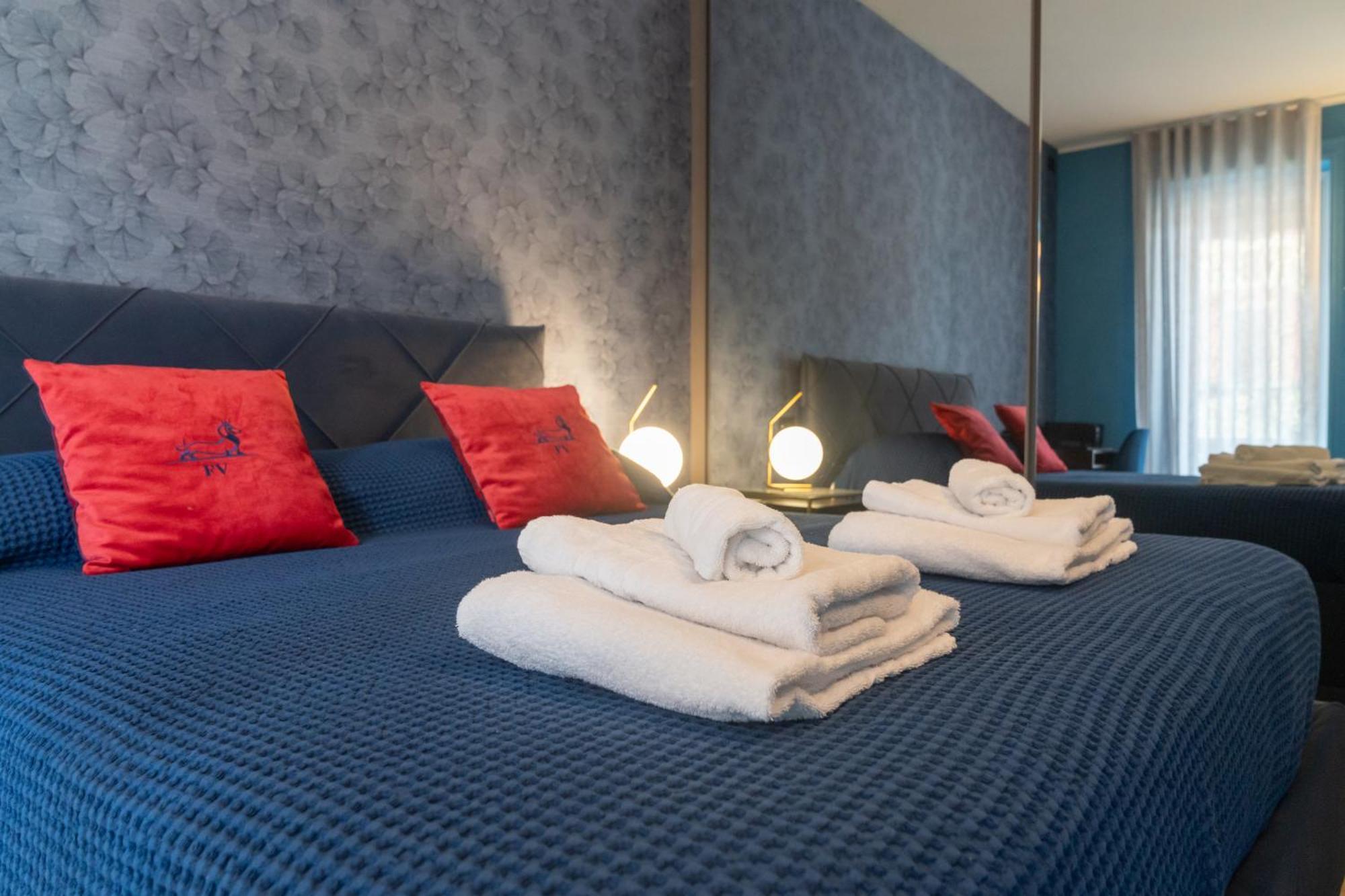 Suite Casa Degli Specchi, Appartamento Di Lusso In Galleria Buenos Aires Milano Exterior foto